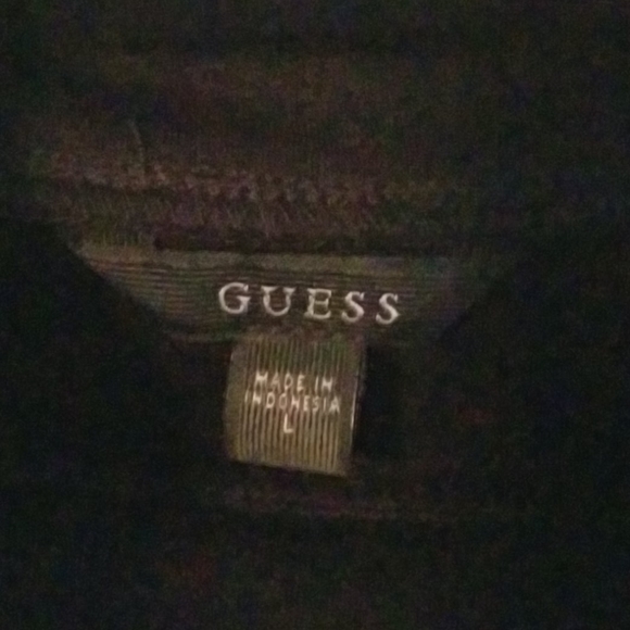 Guess - Picture 4 of 4